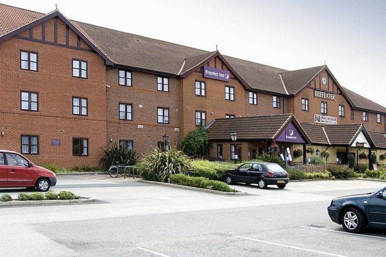 Premier Inn York North West Exterior photo